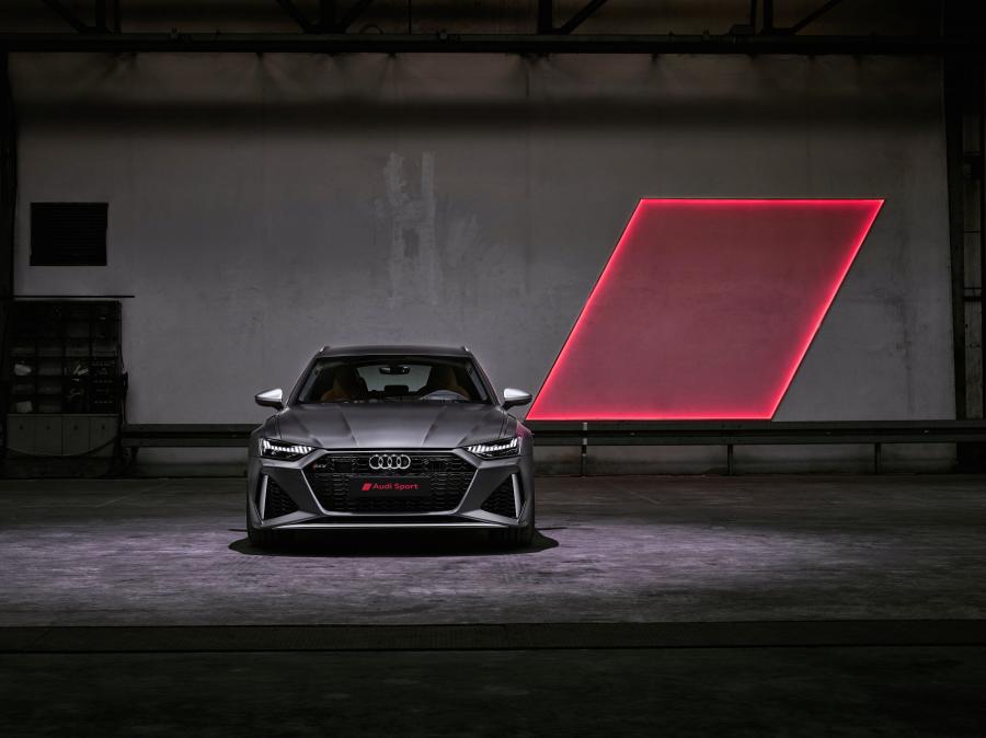  Audi RS6 Avant (C8) 2019 года  (WW) (фото 4 из 46)